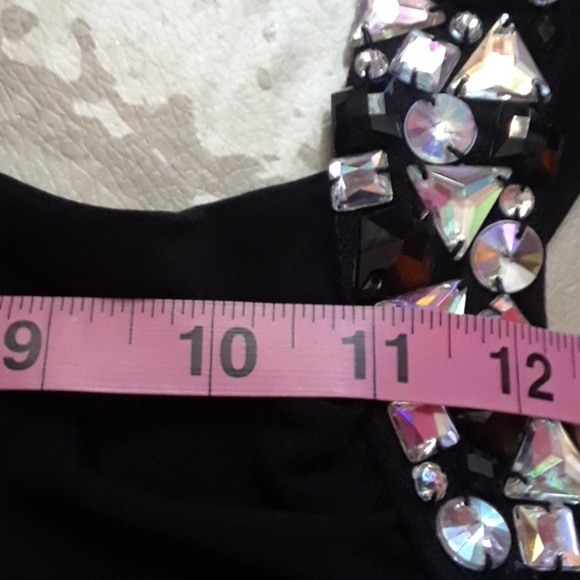 City Triangles Little Black Dress - Picture 4 of 5